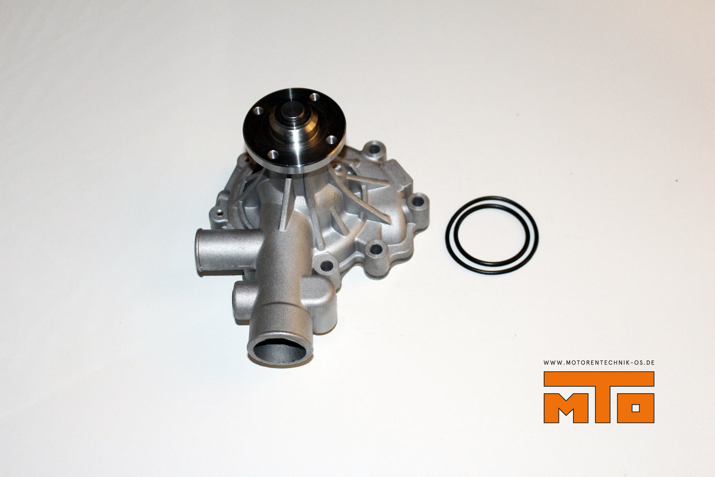 Wasserpumpe passend für Perkins Motor 700 Serie 704-30
